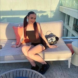 Meet your Posher, Savannah